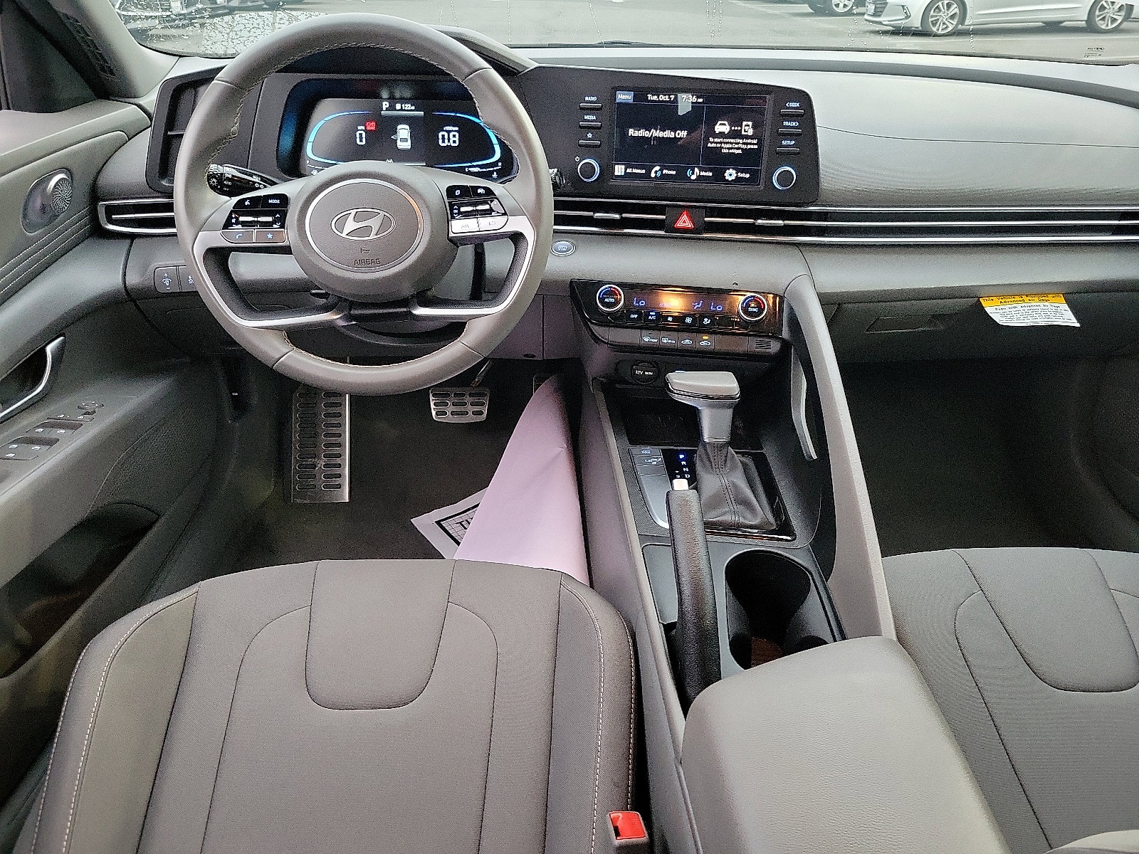 Certified 2025 Hyundai Elantra Sport image 4