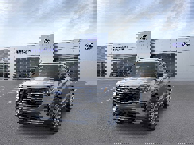 New 2025 Ford Explorer Active w/ Active Comfort Package image 2