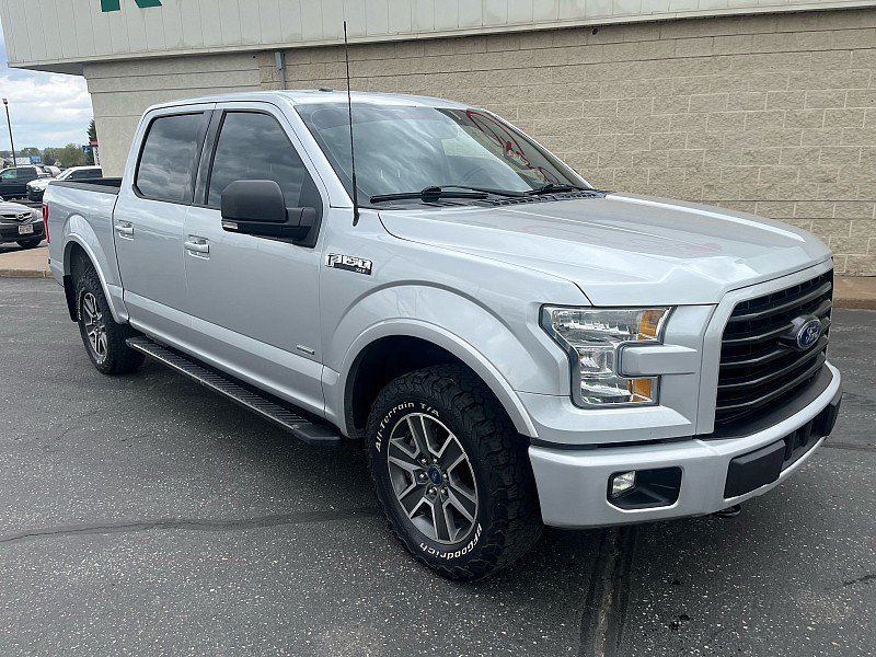 Used 2015 Ford F150 XLT w/ Equipment Group 302A Luxury AWD/4WD image 2