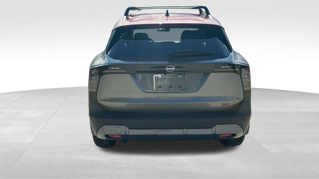 New 2026 Nissan Kicks SR FWD image 7