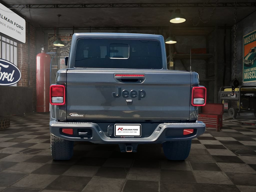 Used 2025 Jeep Gladiator Sport AWD/4WD image 5
