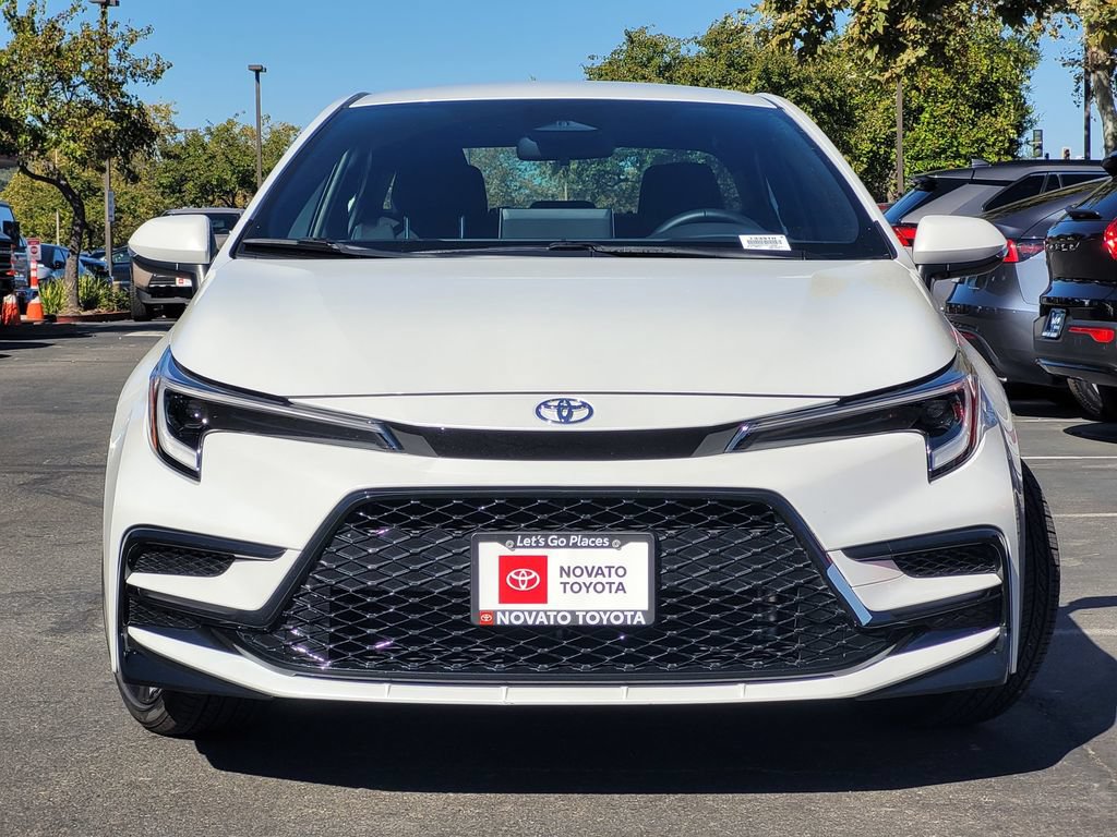 Used 2026 Toyota Corolla SE w/ SE Premium Package FWD image 2