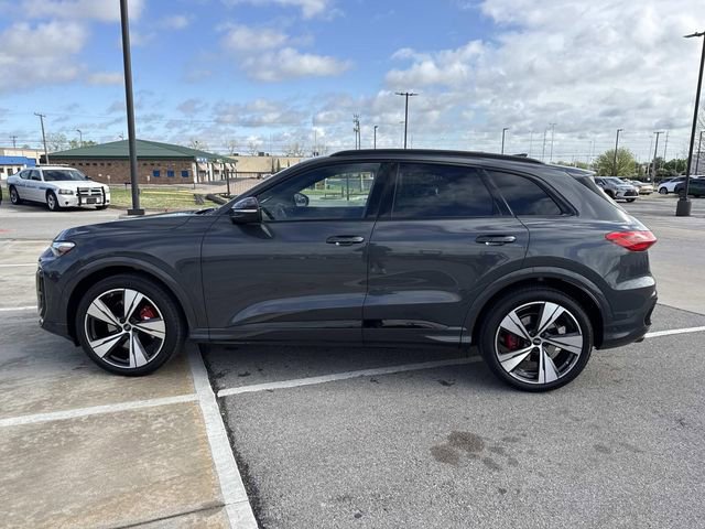 Used 2025 Audi SQ5 Premium Plus image 4