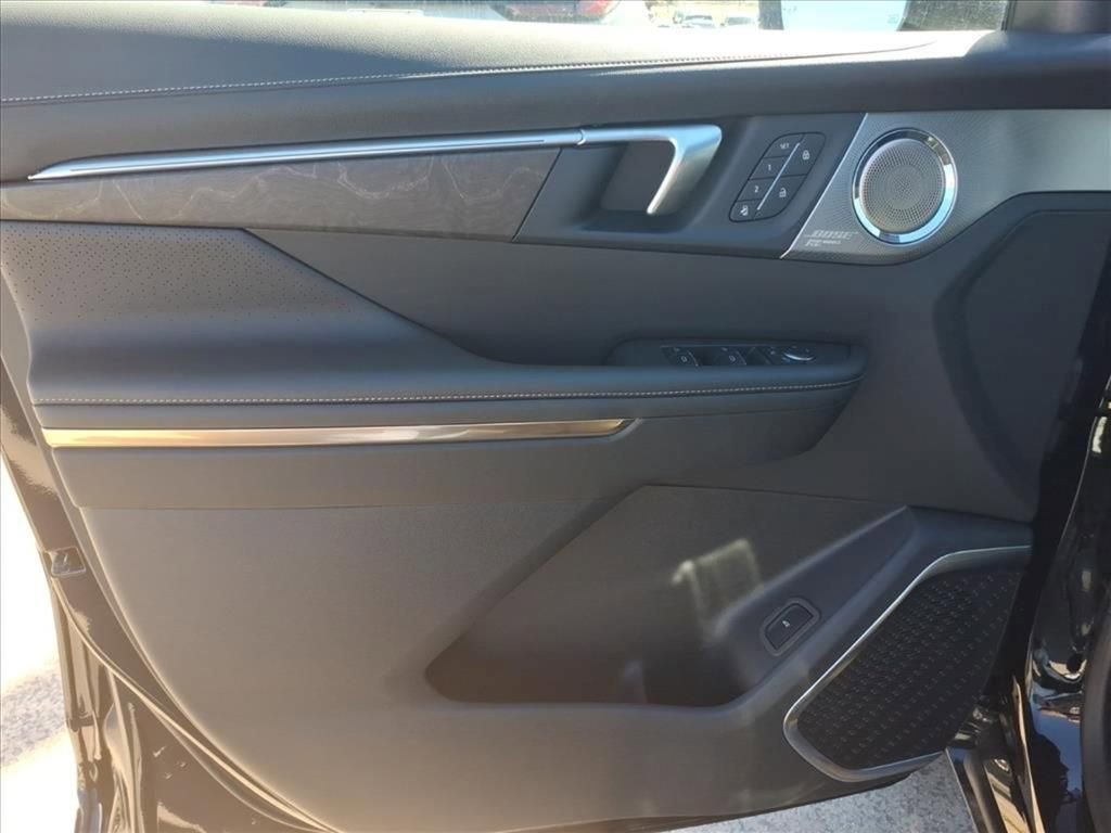 New 2026 Buick Enclave Avenir w/ Super Cruise Package image 33