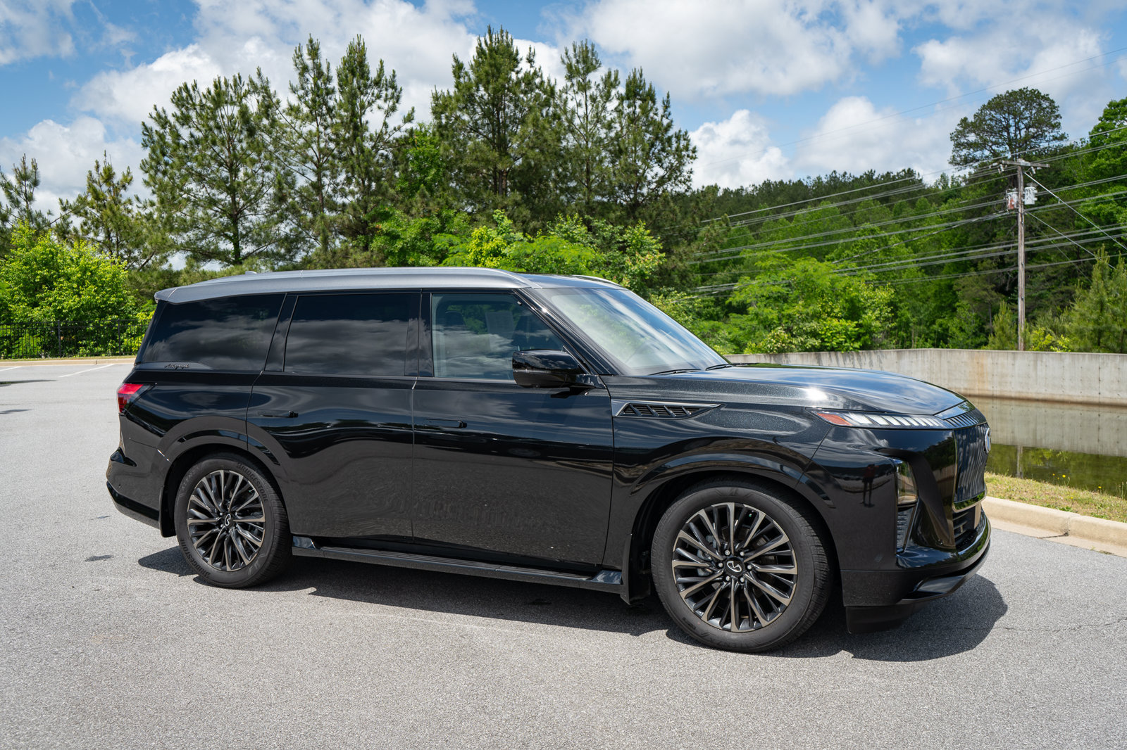 Used 2026 INFINITI QX80 Autograph w/ Premium Cargo Package AWD/4WD image 23