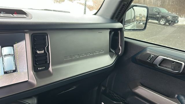 Used 2022 Ford Bronco Outer Banks image 19