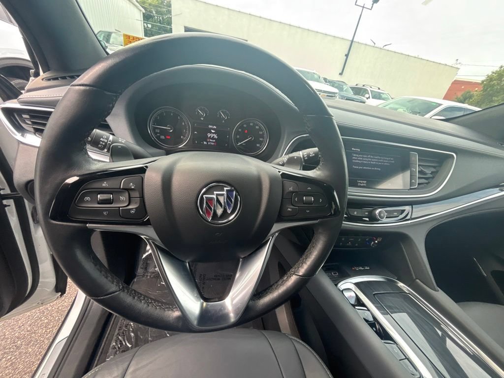 Used 2023 Buick Enclave Essence FWD image 13