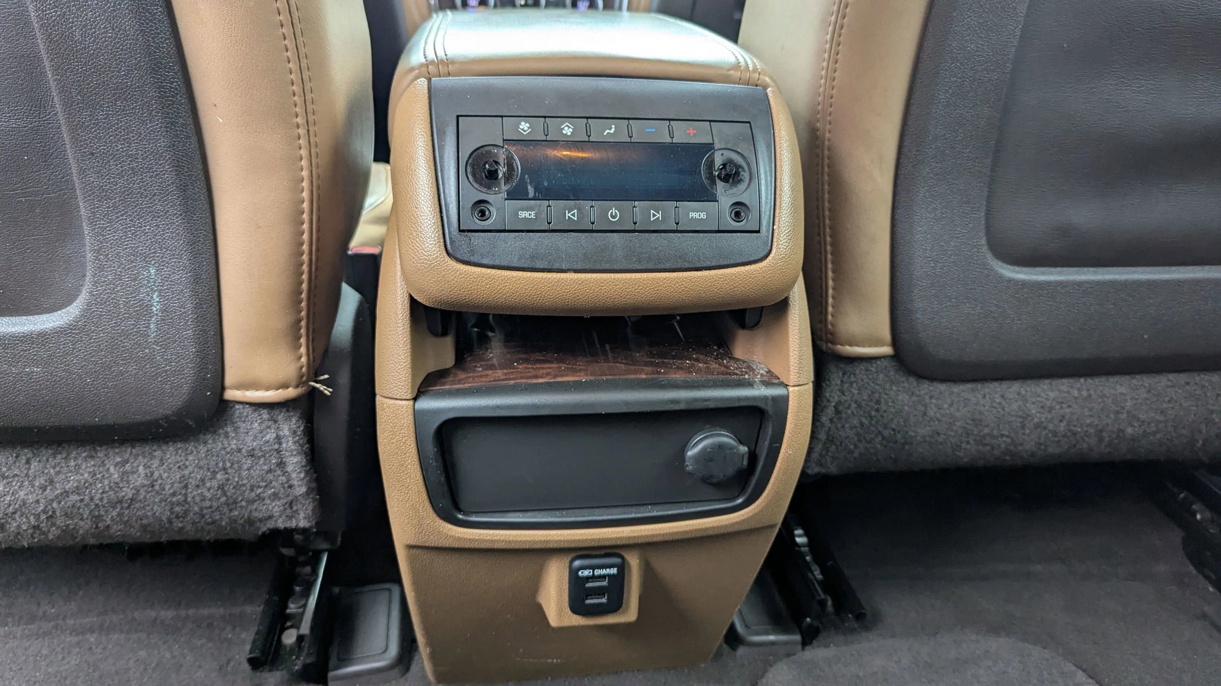 Used 2014 Buick Enclave Premium w/ Trailering Provision Package FWD image 26