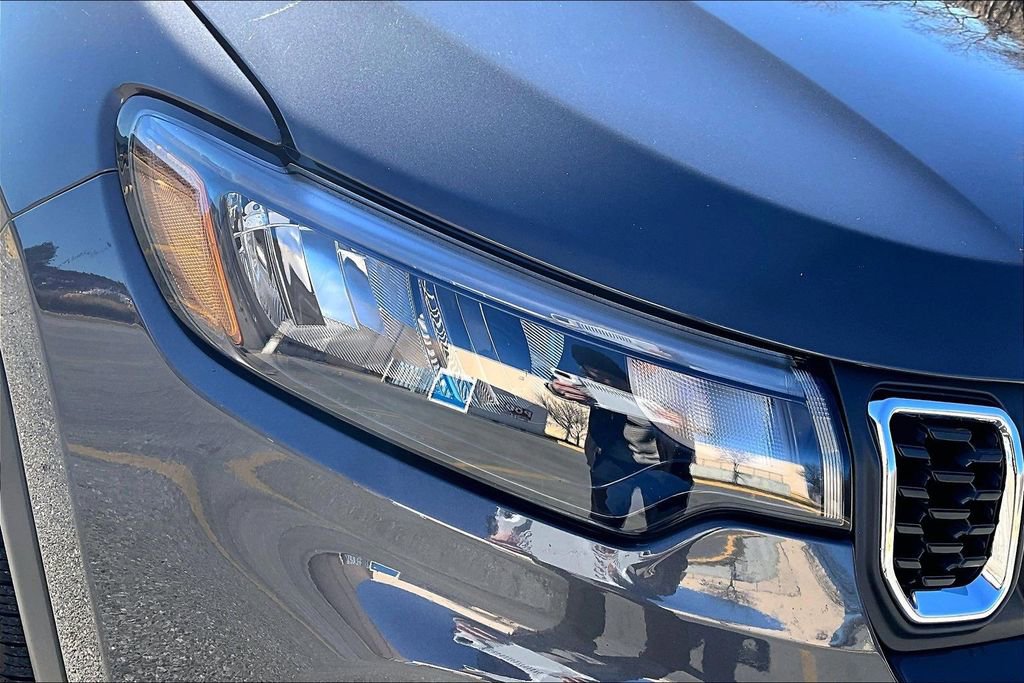 Used 2024 Jeep Compass Latitude image 29