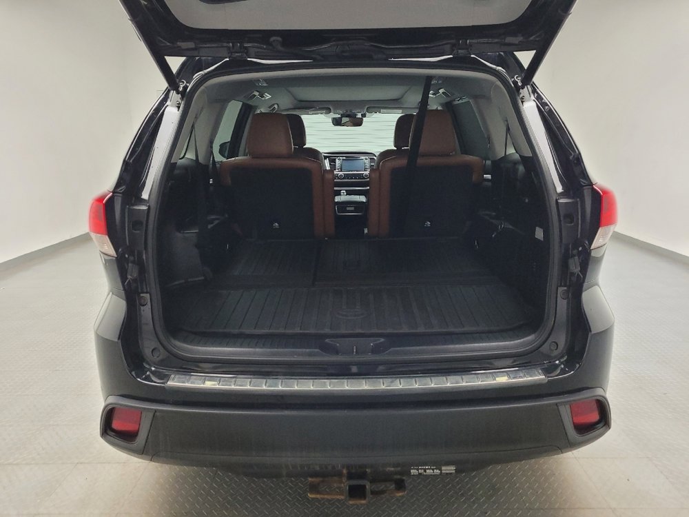 Used 2018 Toyota Highlander Limited Platinum AWD/4WD image 29