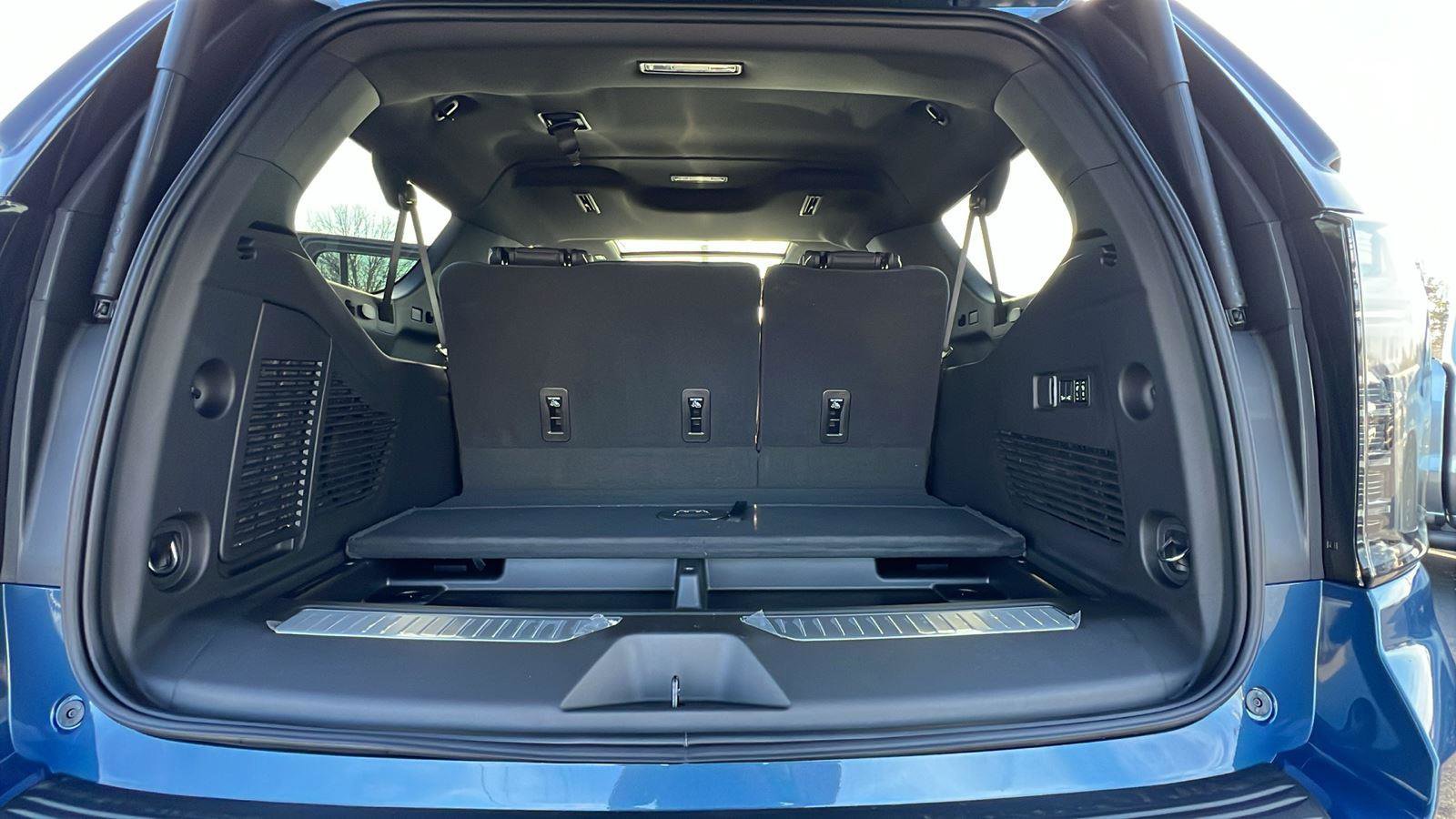 New 2026 Chevrolet Suburban Premier w/ Sun And Tow Package image 10