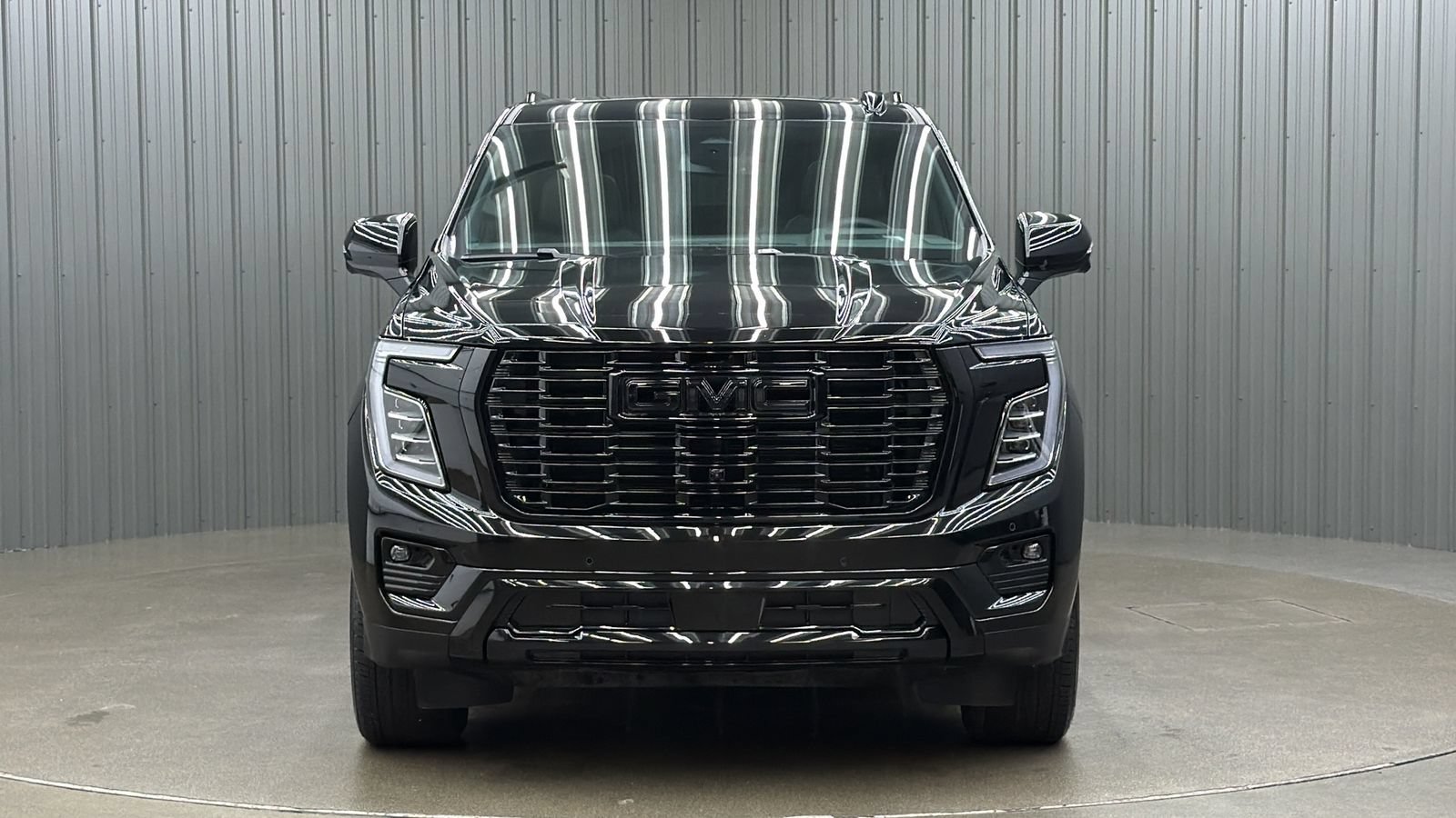 Used 2026 GMC Yukon XL Denali w/ Sun & Power Step Package AWD/4WD image 8
