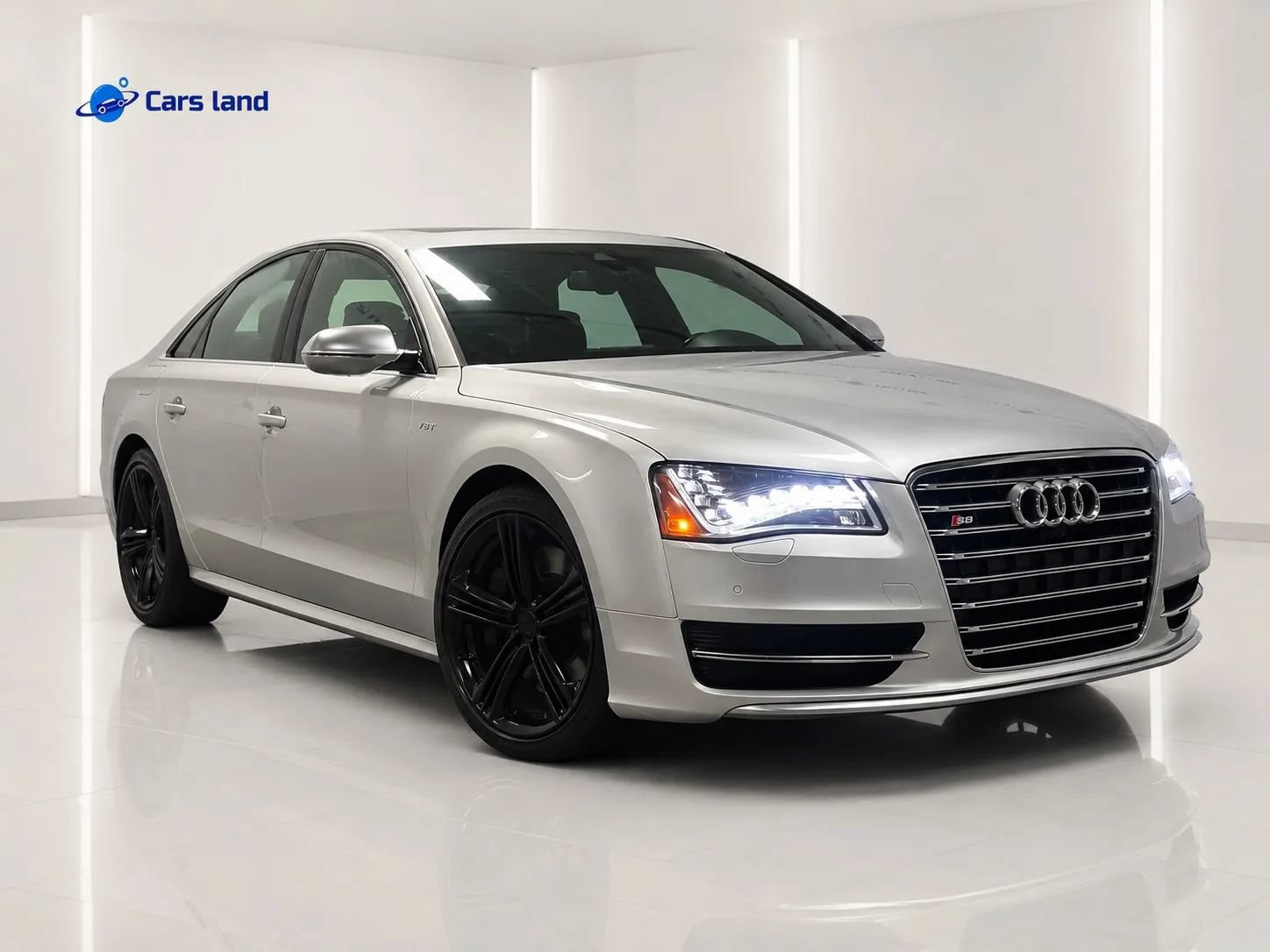 Used 2013 Audi S8 AWD/4WD image 1