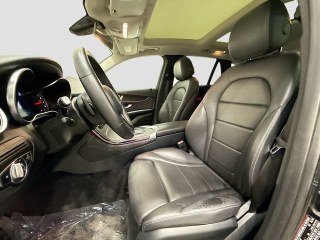 Used 2021 Mercedes-Benz GLC 300 image 8