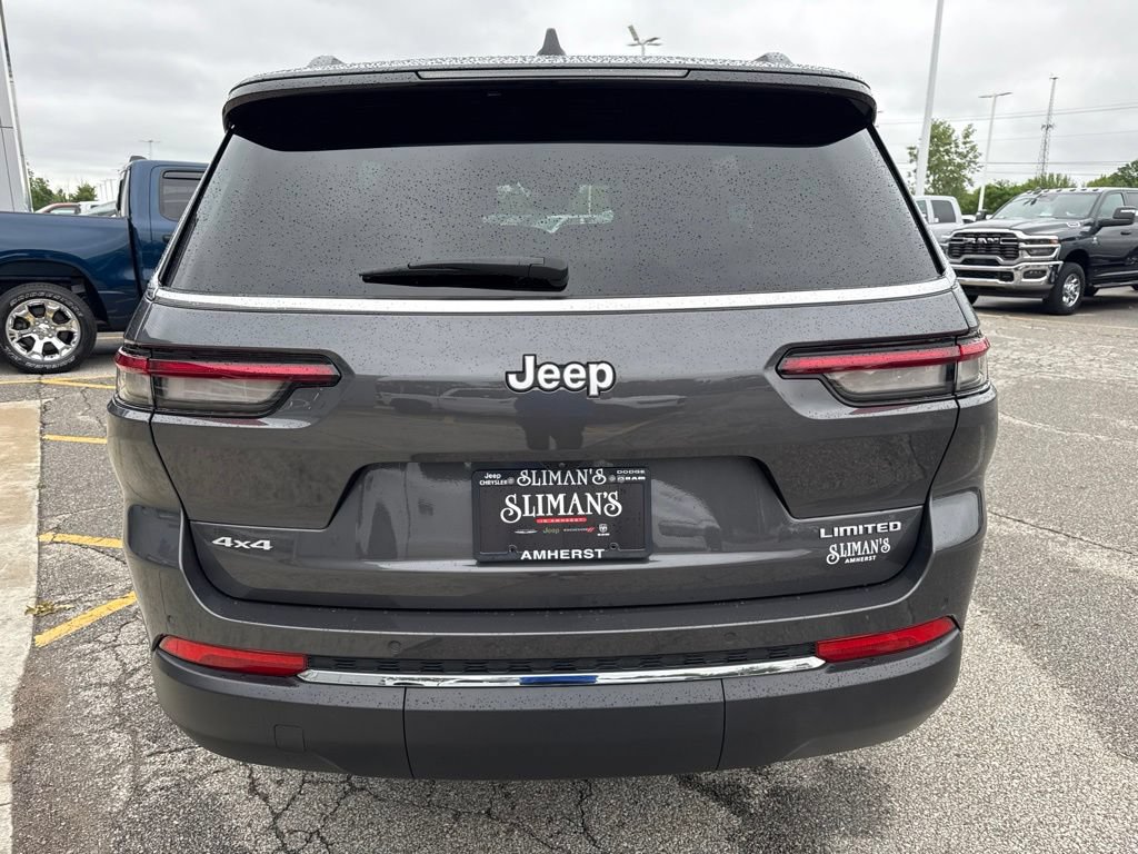 Used 2024 Jeep Grand Cherokee L Limited AWD/4WD image 6