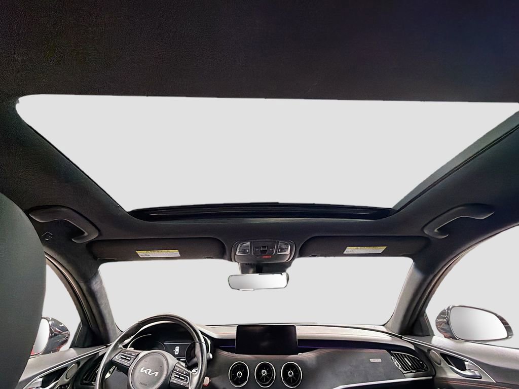 Used 2023 Kia Stinger GT2 image 24