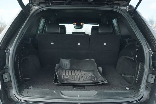 Used 2020 Jeep Grand Cherokee Altitude image 18