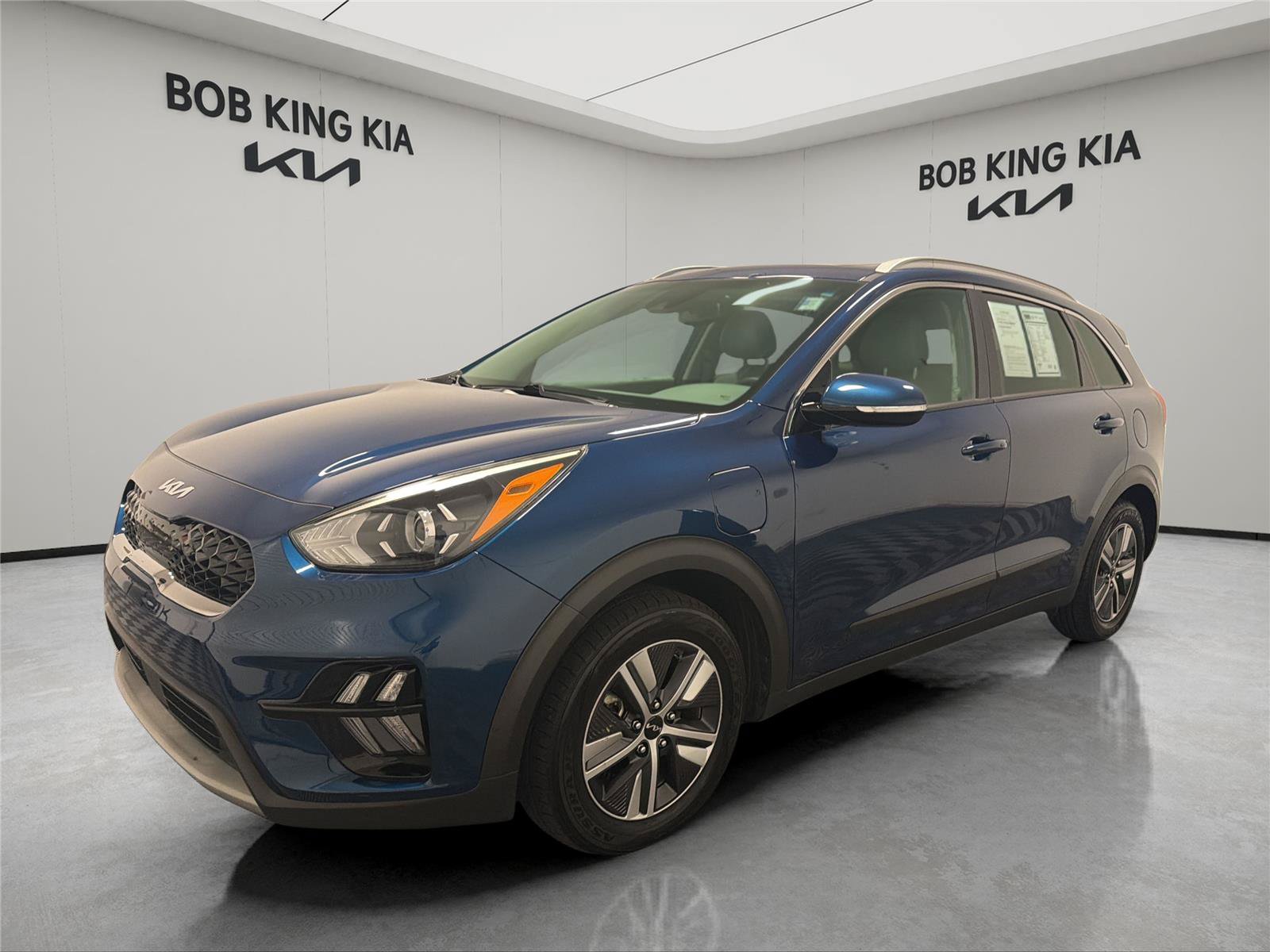 Used 2022 Kia Niro EX Premium
