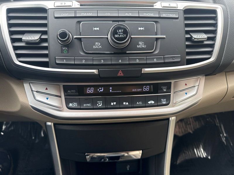 Used 2015 Honda Accord LX image 27