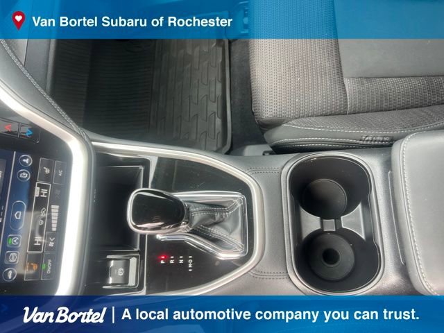 Used 2025 Subaru Outback Premium image 21