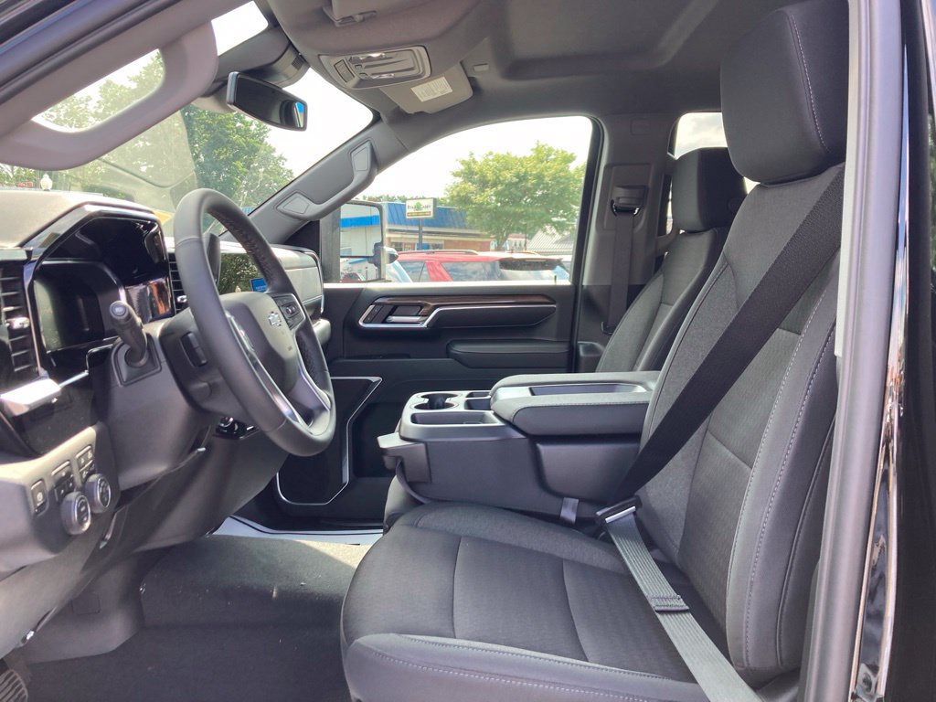 New 2026 Chevrolet Silverado 2500 LT w/ Trail Boss Package AWD/4WD image 4