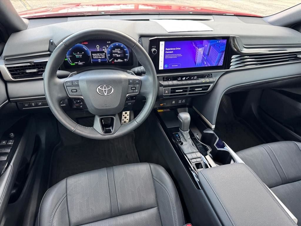 Used 2025 Toyota Camry XSE FWD image 15