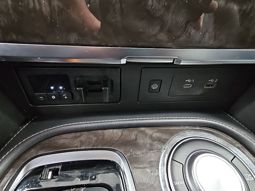 Used 2023 Nissan Armada Platinum w/ Captain's Chairs Package image 19