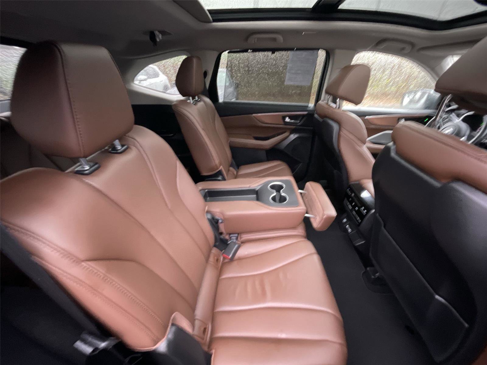 Used 2023 Acura MDX SH-AWD w/ Technology Package image 23