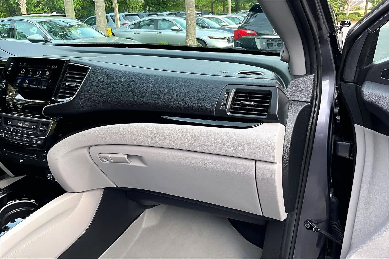 Used 2020 Honda Pilot Touring image 19