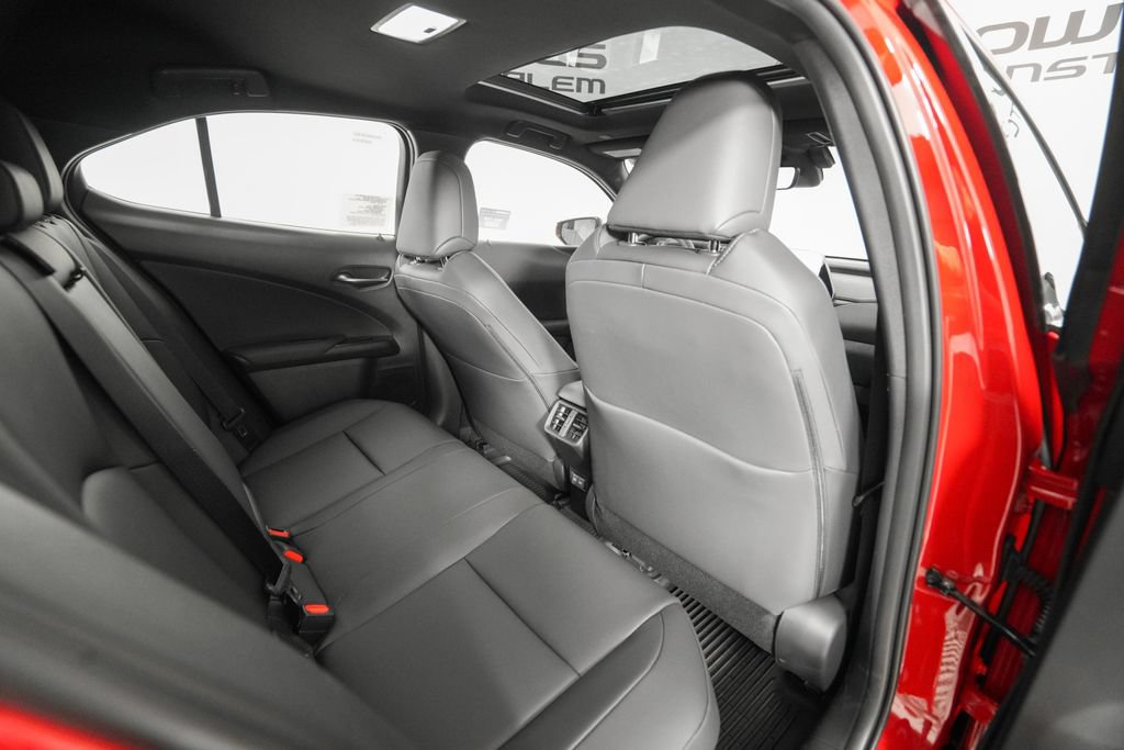 Certified 2025 Lexus UX 300h FWD w/ Accessory Package (Z1) image 18