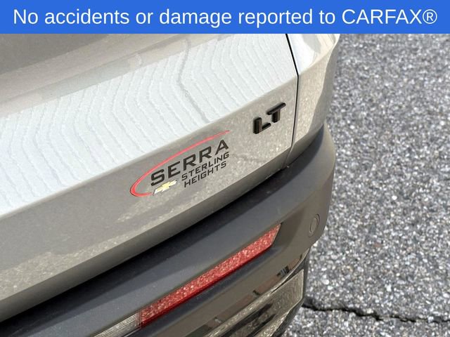 Used 2024 Chevrolet Traverse LT w/ Midnight/Sport Edition image 12