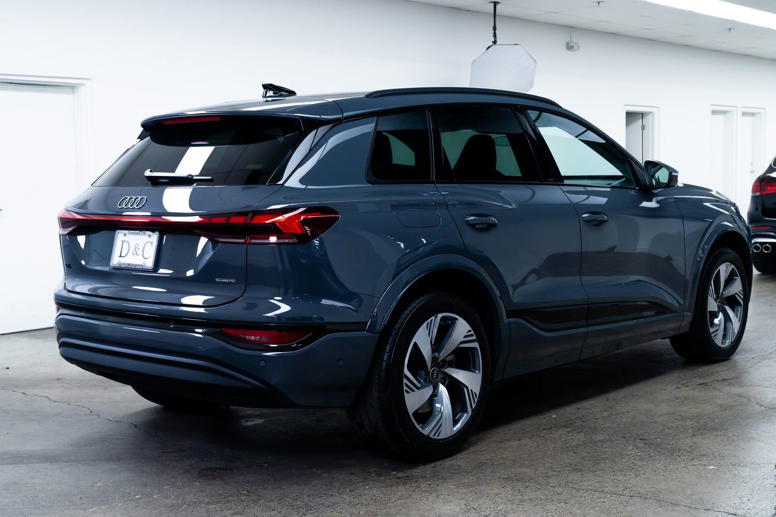 Used 2025 Audi Q6 e-tron Premium Plus w/ Premium Plus image 6