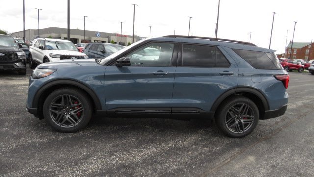New 2026 Ford Explorer ST image 13