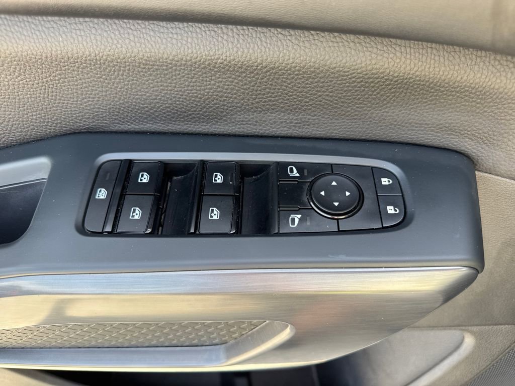 Used 2023 Nissan Pathfinder Rock Creek AWD/4WD image 18
