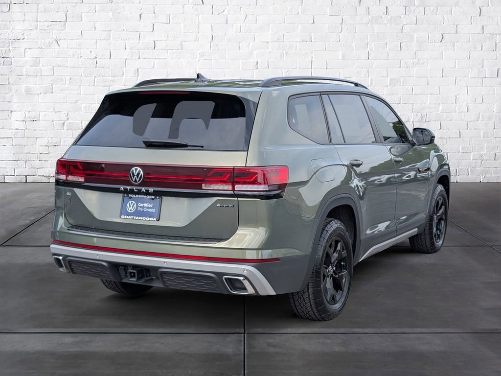 Certified 2025 Volkswagen Atlas Peak Edition SE AWD/4WD image 7