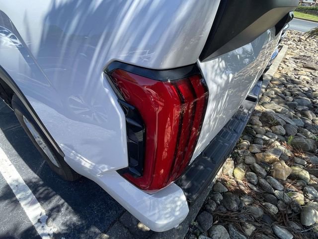 Used 2026 Toyota Tundra SR5 w/ SR5 Premium Package AWD/4WD image 10