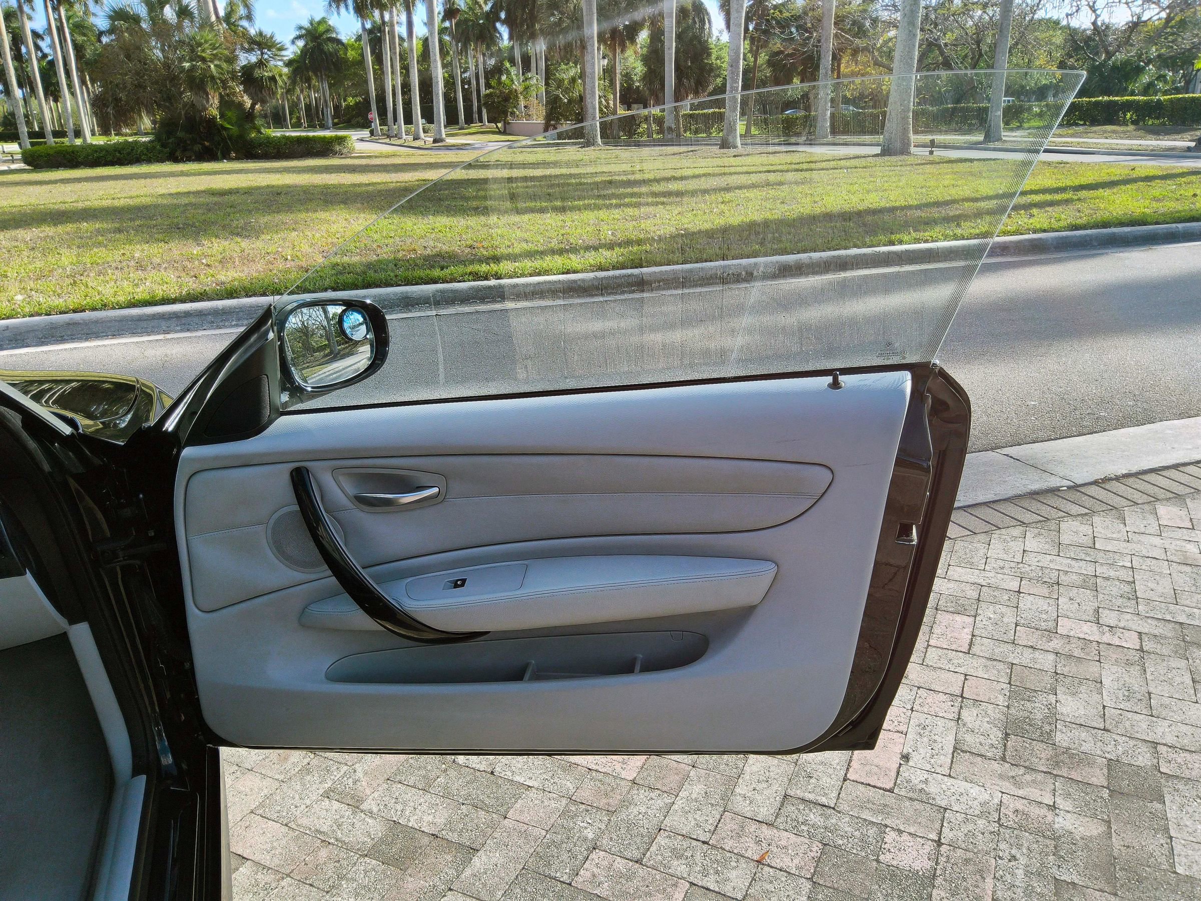 Used 2011 BMW 128i 128i Convertible 2D image 46