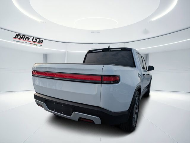 Used 2022 Rivian R1T Adventure image 3