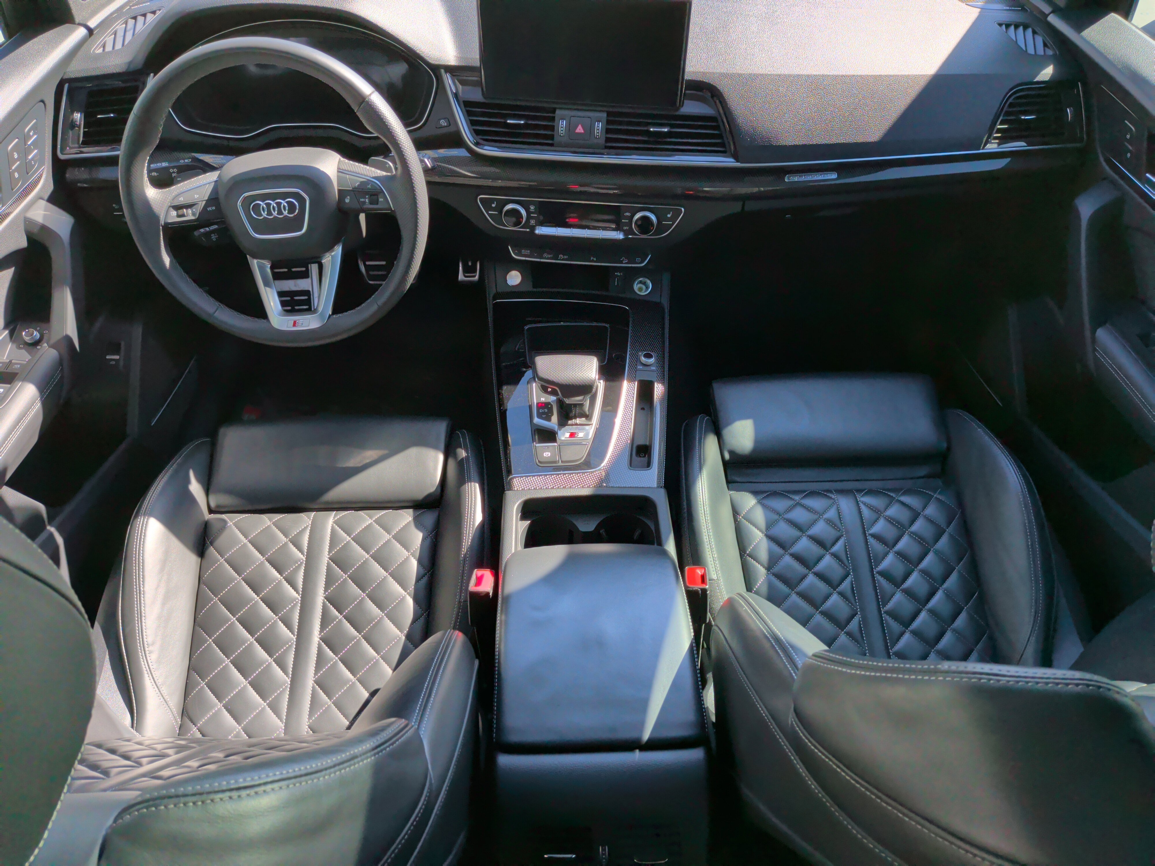 Used 2024 Audi SQ5 Premium Plus w/ Premium Plus Package image 28