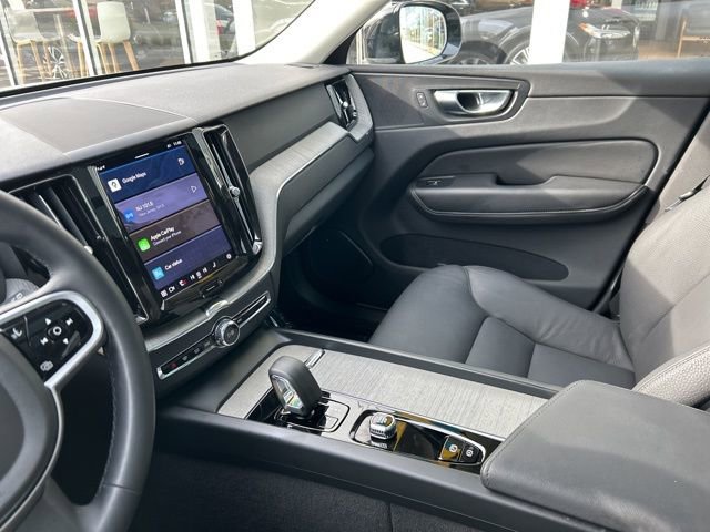 Certified 2025 Volvo XC60 B5 Plus image 18