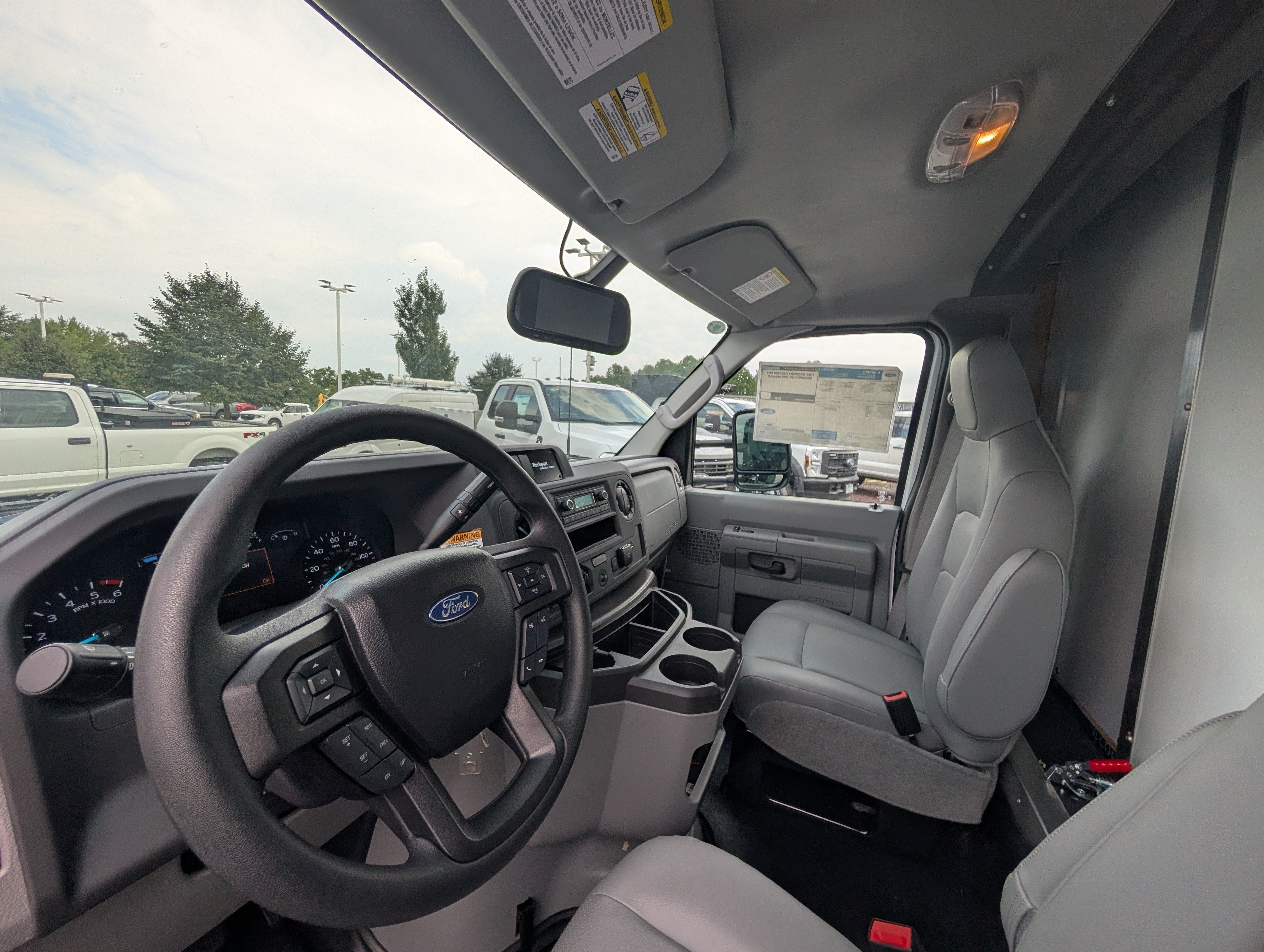 New 2027 Ford E-450 and Econoline 450 Super Duty w/ Power Equipment Group RWD image 8