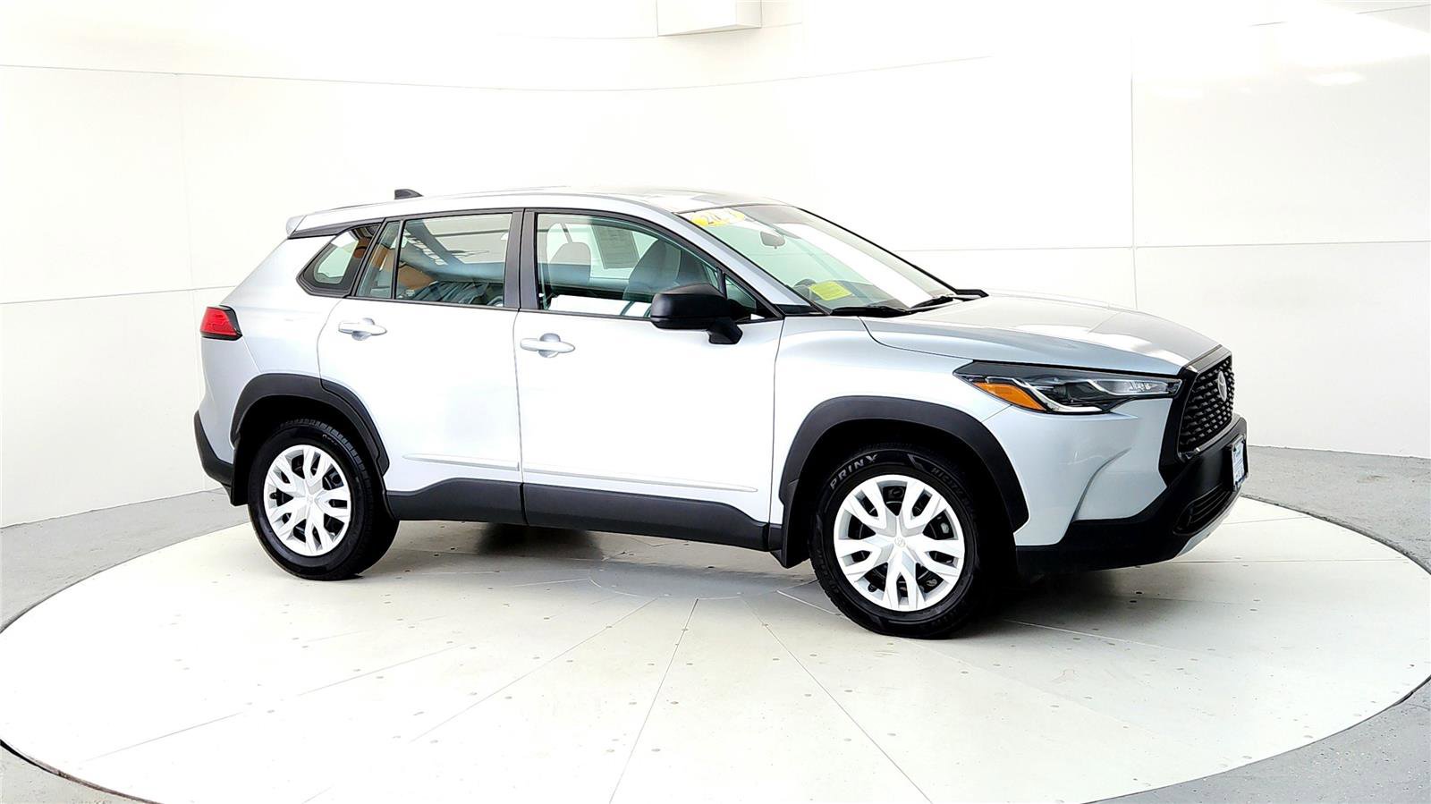 Certified 2023 Toyota Corolla Cross L image 7