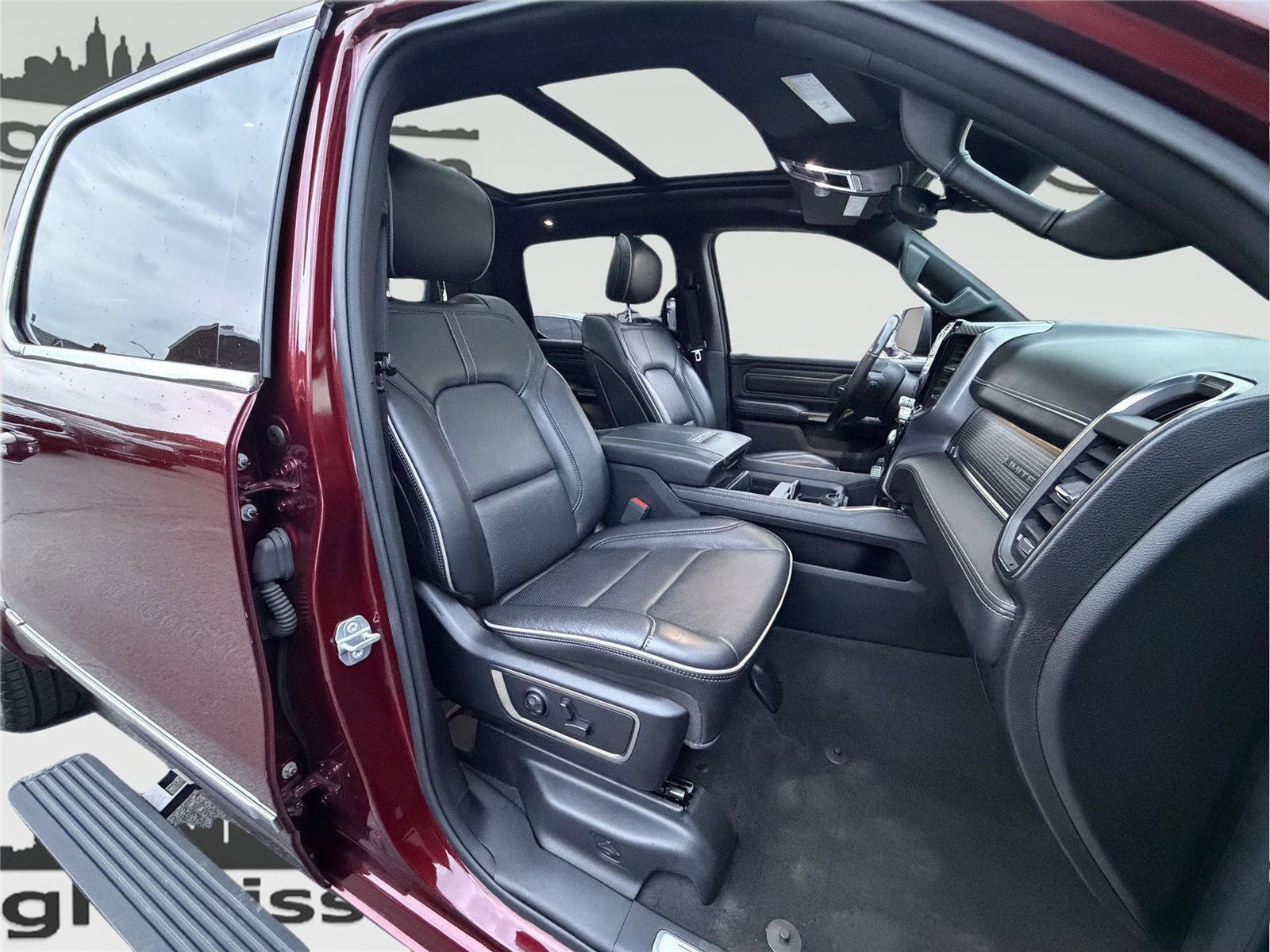 Used 2020 RAM 1500 Limited AWD/4WD image 34