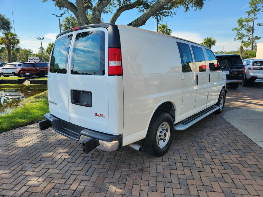 Used 2023 GMC Savana 2500 w/ Driver Convenience Package image 5