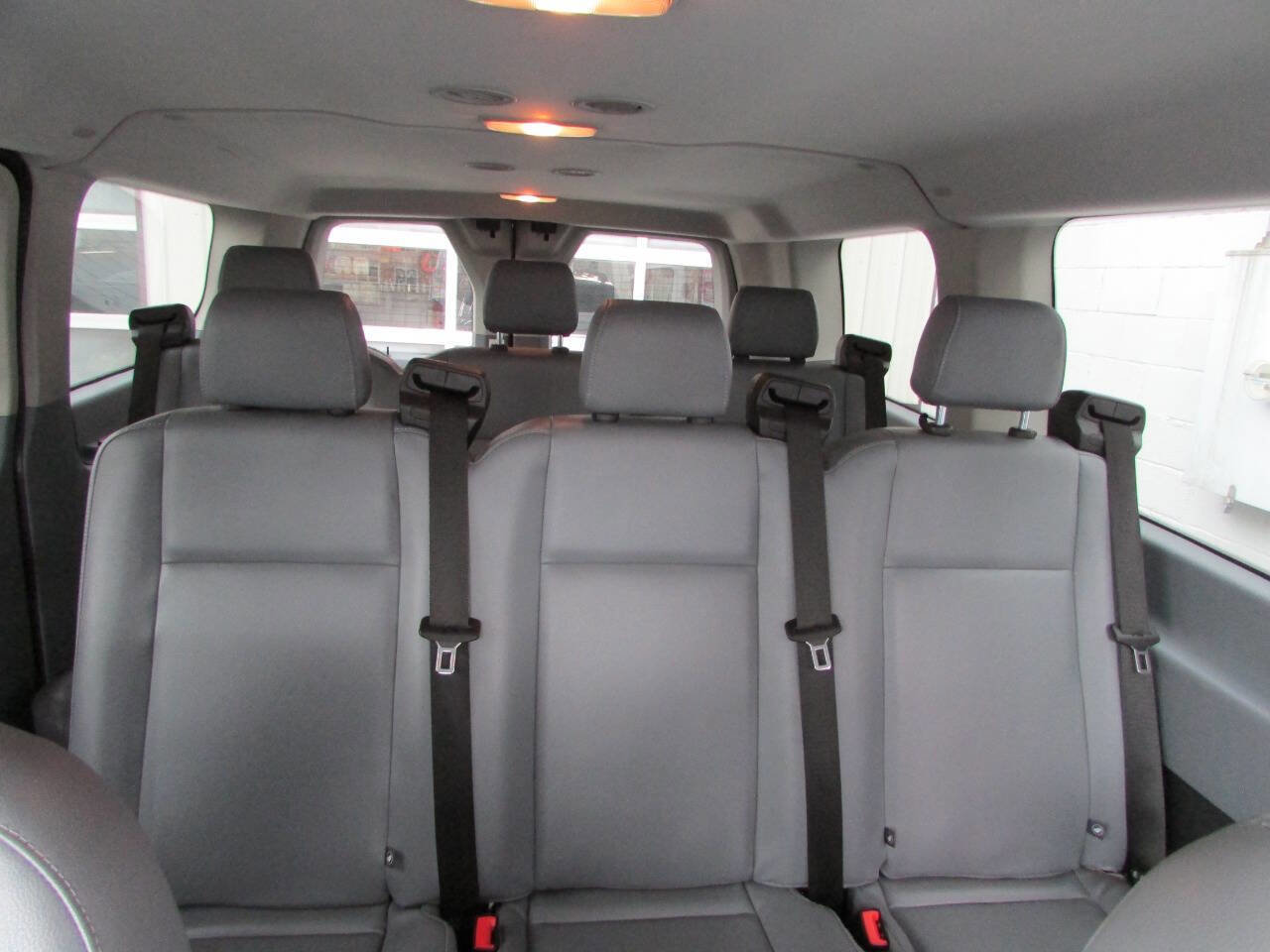 Used 2016 Ford Transit 150 XL image 8