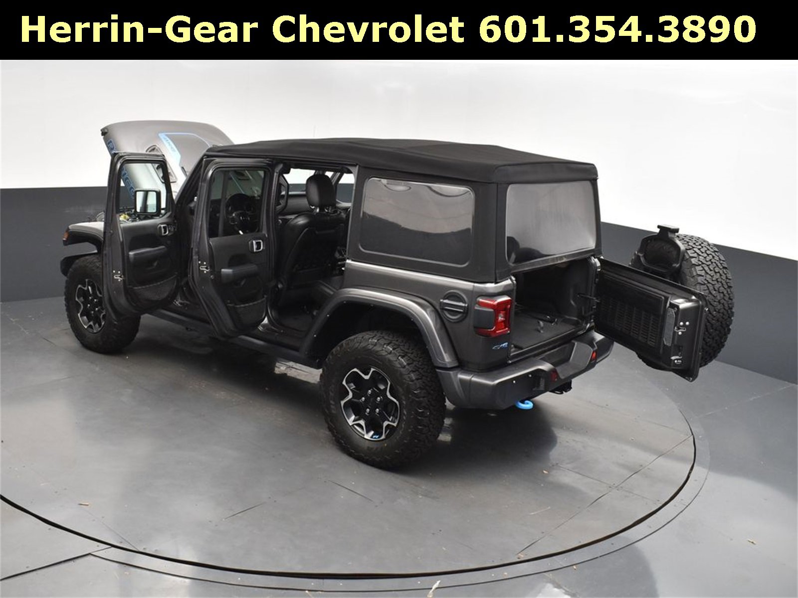 Used 2022 Jeep Wrangler Unlimited Rubicon 4xe image 2