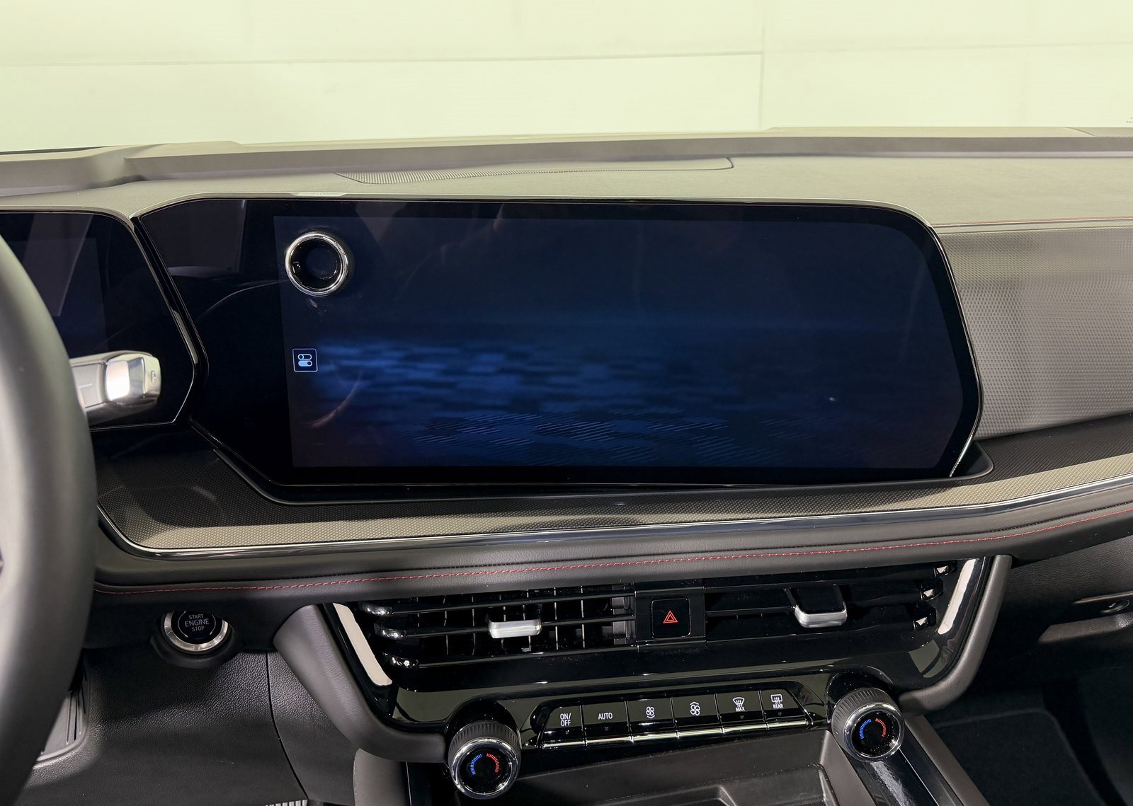 Used 2025 Chevrolet Tahoe RST w/ Comfort Package image 12