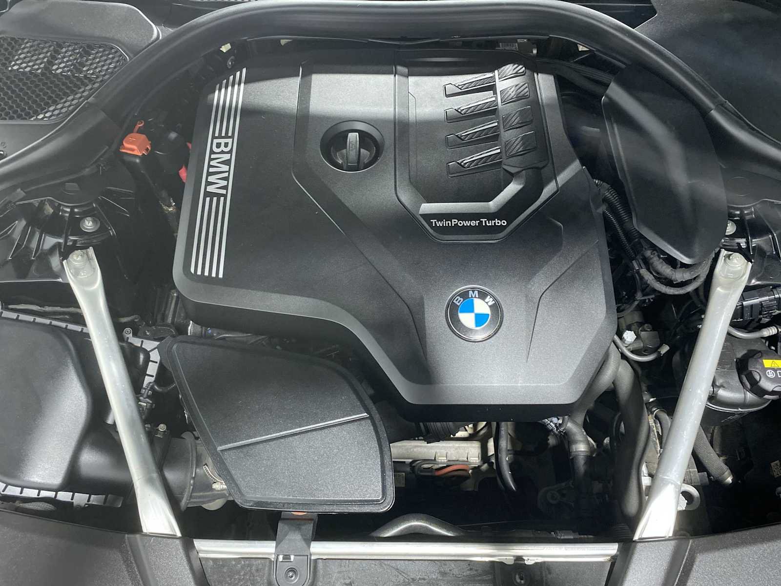 Used 2021 BMW 530i xDrive w/ Convenience Package AWD/4WD image 9