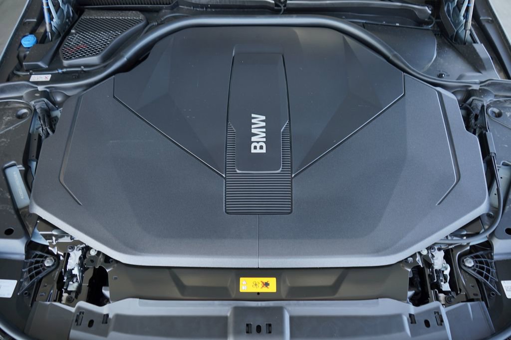 Used 2026 BMW i5 eDrive40 w/ M Sport Package image 22