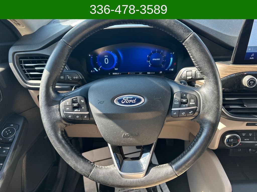 Used 2020 Ford Escape Titanium AWD/4WD image 14